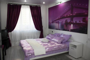 Apartment Purple Manhattan
